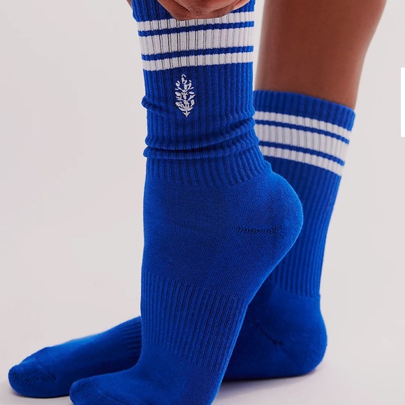 Final price !! ONE pair of FP movement logo socks - Picture 2 of 4